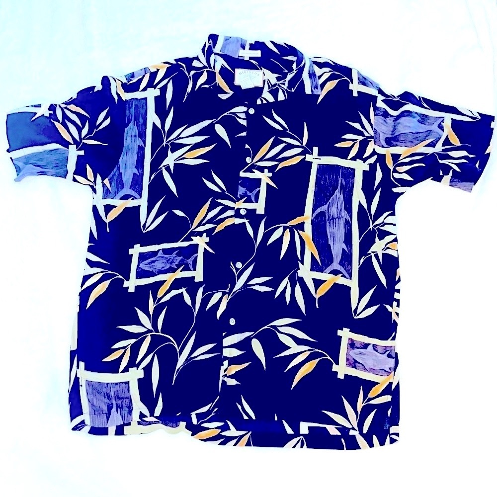 Men’s Hawaiian fish bamboo black shirt Large L